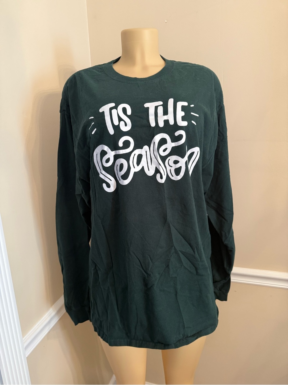 Long Sleeve 'Tis The Season Graphic Tee - Dark Green